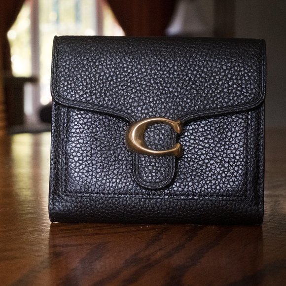 coach polished pebble tabby small wallet